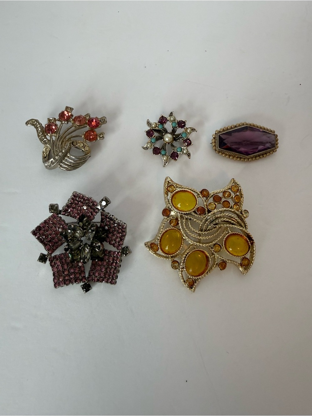 Vintage Retro Eclectic Costume Jewelry Brooch Pin Bundle Lot Statement Glam